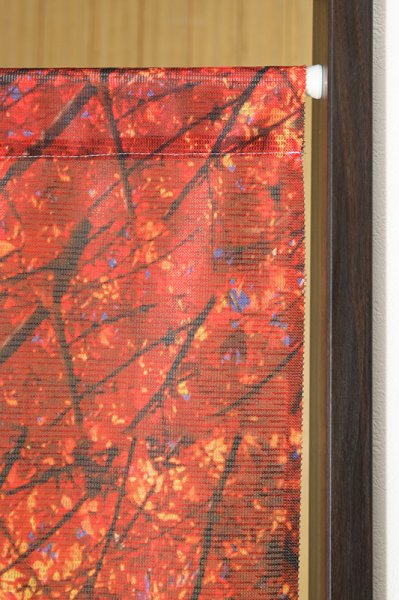画像3: ★のれん 32046「富士山と紅葉」 巾85×高さ150cm【在庫品】 ノレン 暖簾 富士山 紅葉 湖 柄プリント メール便可(1枚まで) (3)